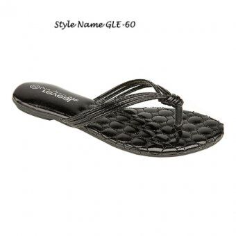 Beautiful slippers for girls store